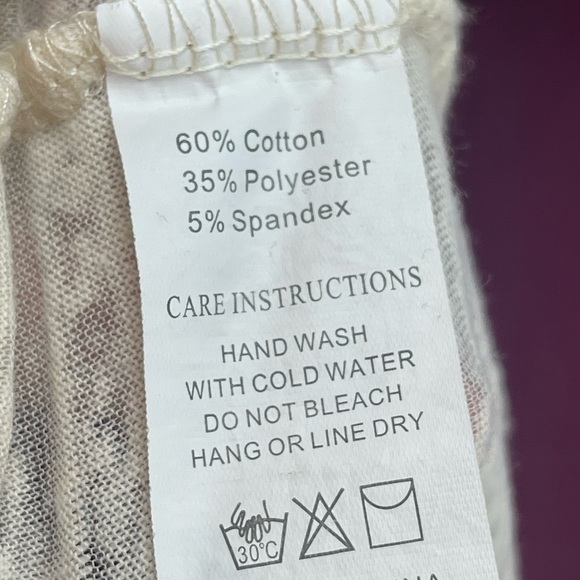 Southern Grace size small merry Christmas yall santa Tshirt - Picture 4 of 5